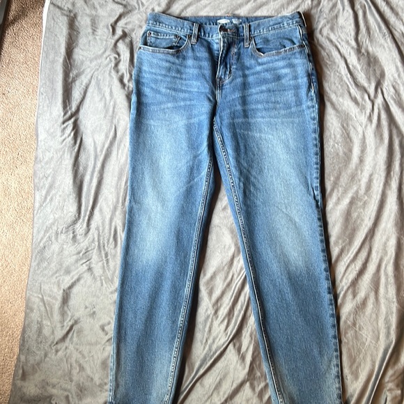 Old Navy men’s jeans athletic taper size 33x32 - worn once like new - Picture 1 of 3